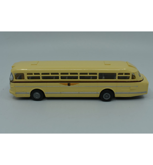 Autobus Ikarus 66