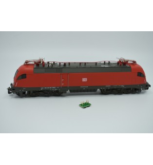 Elektrická lokomotíva Taurus "DB" (kat. č. 47438)