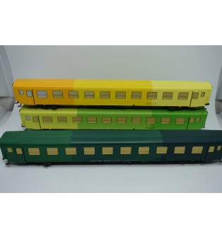 Set dúhových rýchlikových vagónov Bmpz - kat.č. 44107